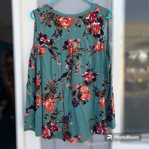 Women’s Tunic Short Sleeve Floral - Picture 3 of 3